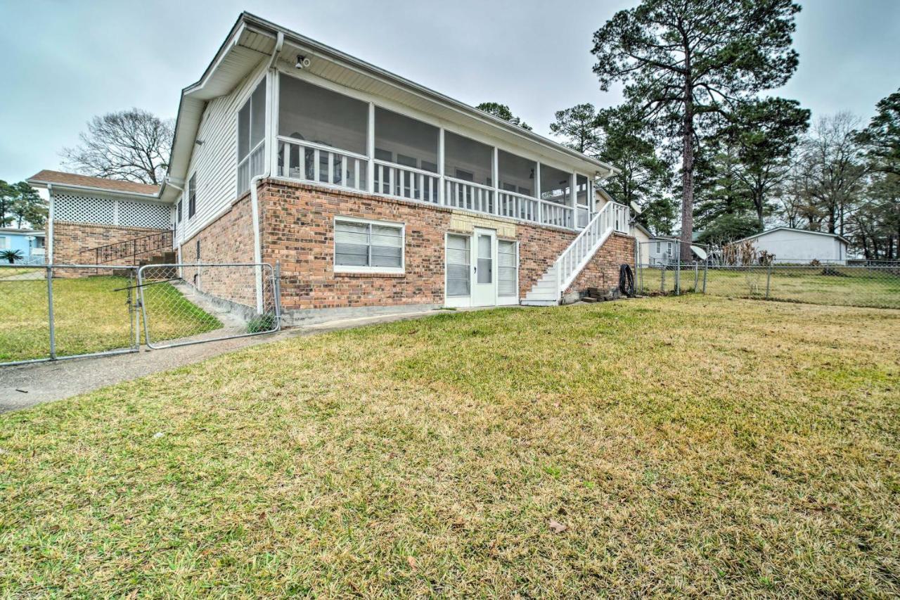 Lake Livingston Hideaway With Dock And Gas Grill! Villa Onalaska Exterior photo